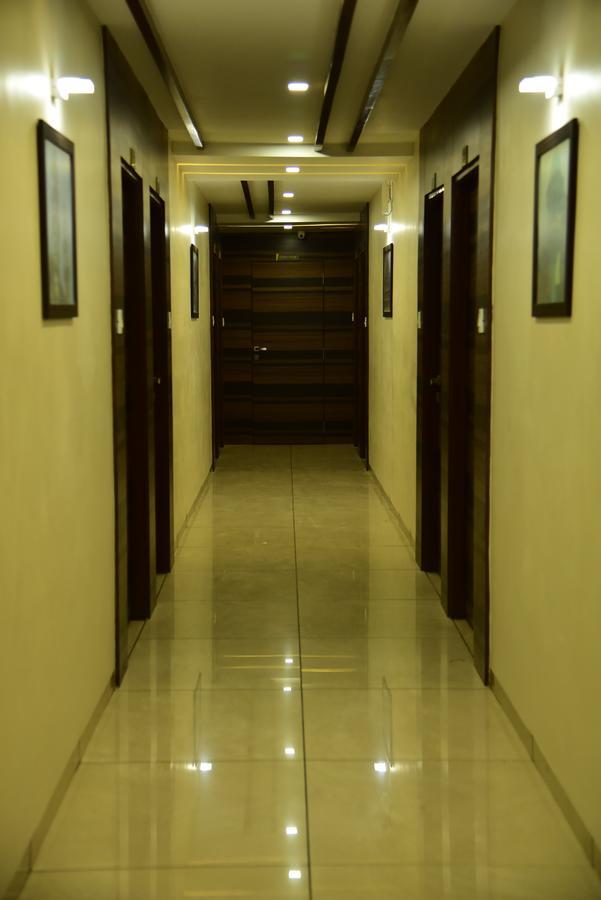 Hotel Ahmedabad Inn Exterior foto