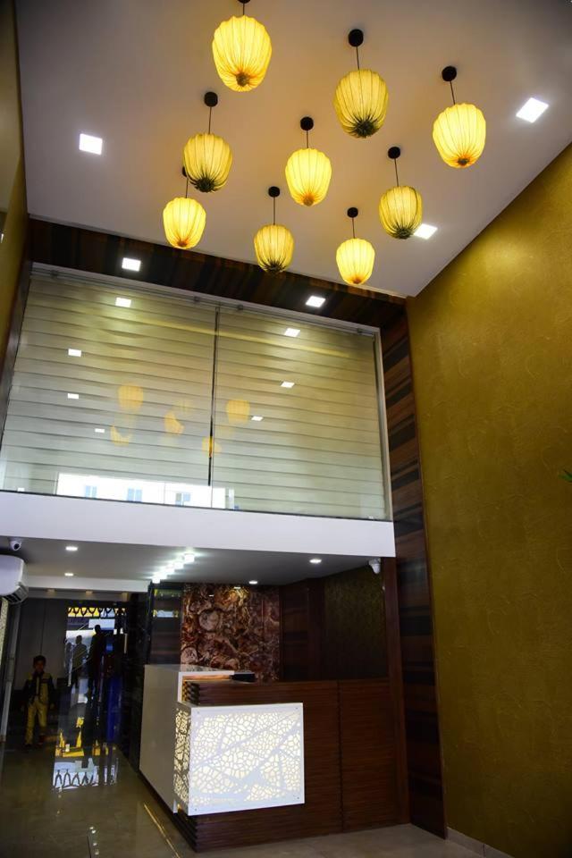 Hotel Ahmedabad Inn Exterior foto